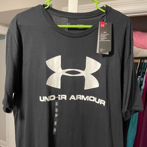 Men’s Under Armour T-Shirt XL